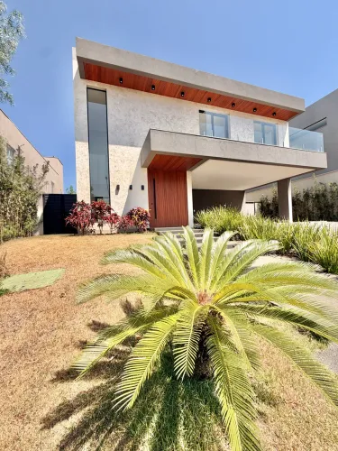 Casa à venda com 380 m2 construção, 5 suítes, Alphaville Flamboyant, Goiânia, GO
