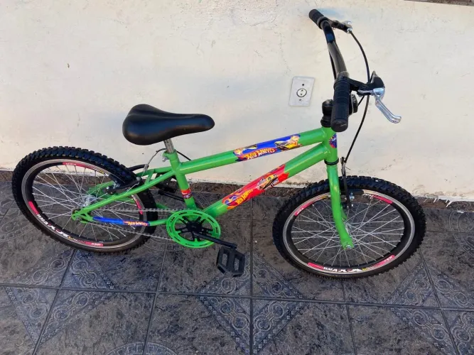 Bicicleta aro 20 infantil BMX Freestyle Cross hot Wheels com rodas aéreo!!