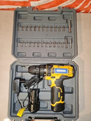 Parafusadeira 12V Tramontina + 2 baterias