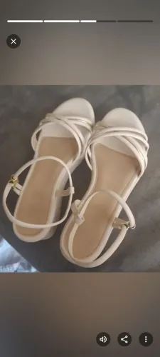 Sandalia nova 