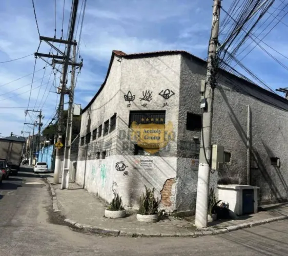 Oportunidade no Barreto, Galpão com 950 m²
