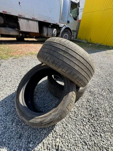 Pneus 225/45r17 Bridgestone Turanza T005 Seminovo - R$ 280.00 Unidade