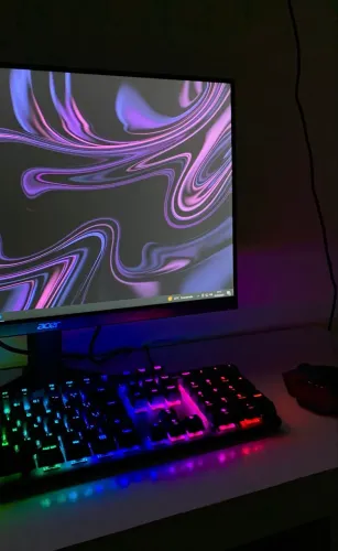 PC Gamer Completo Ryzen 5 5600 | 16GB RAM | Monitor Acer 165Hz