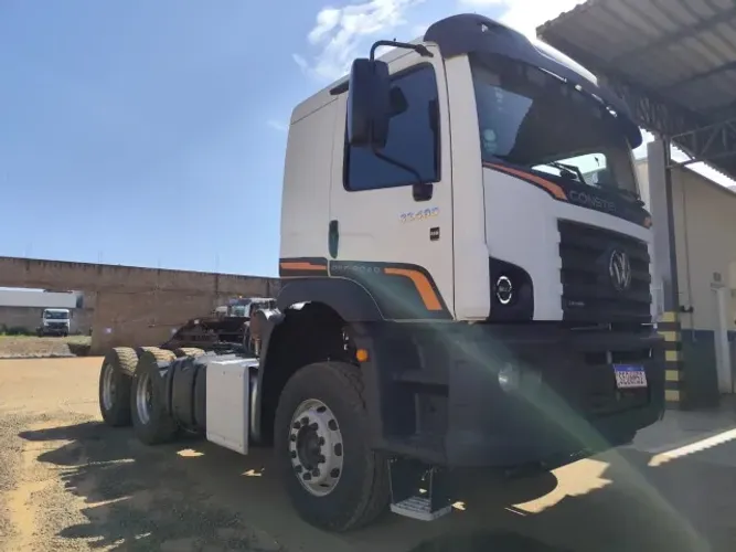 VW Constellation 33.480 6x4