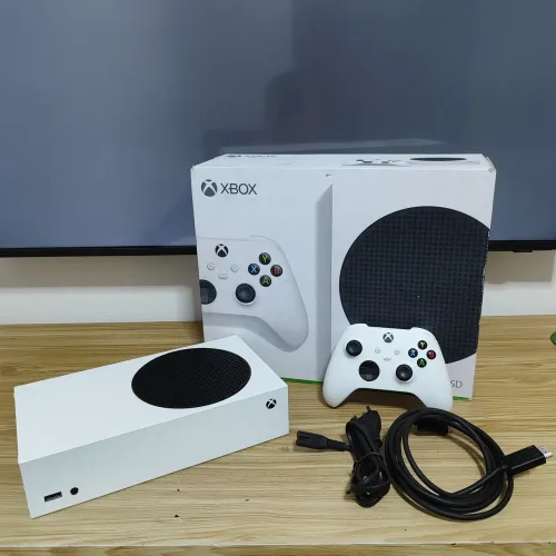 Xbox Series S 512GB + 1 controle