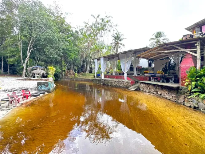 Pousada Balneário Corredeira 635.340.00m² 8 Suítes Ramal do Urubuí Presidente Figueiredo M