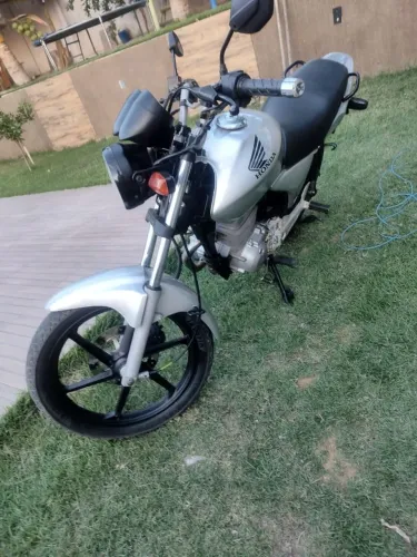Titan 150