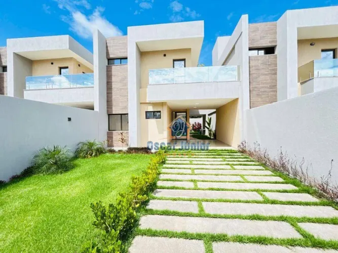CASA MOBILIADA NO EUSÉBIO - RUA PRIVATIVA - 170m2 CONSTRUÍDA - 4 DORMITÓRIOS - 3 VAGAS - L