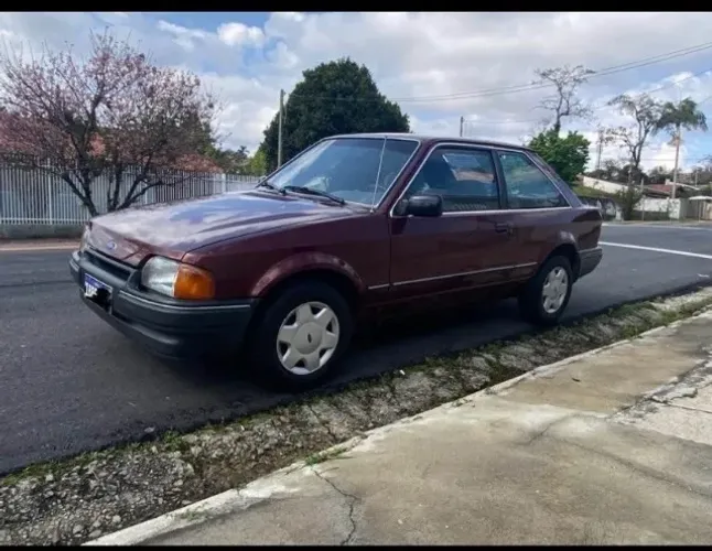 Ford Escort GL 1.8i / 1.8 (álcool) 1991