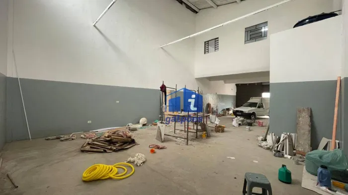 Galpão com 360 m² na Vila Endres - Guarulhos/SP