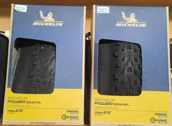 VENDO PAR DE PNEUS MICHELIN 29X2.25 FORCE XC KEVLAR PERFORMANCE TUBELESS