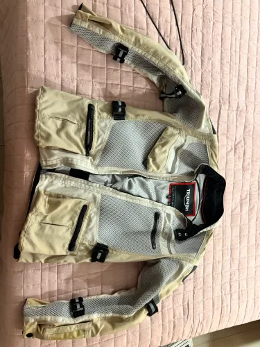 Jaqueta motocicleta nova Triumph