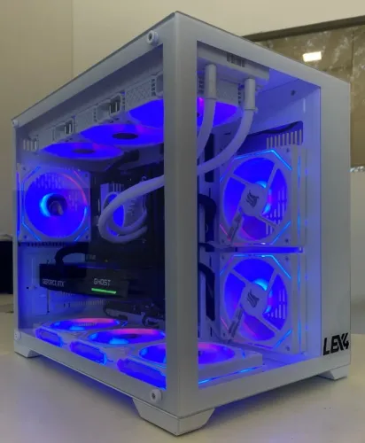 Computador Gamer Ryzen 7 7700X NVME 1TB 32GB RAM DDR5 RTX 5060 8GB- Loja física