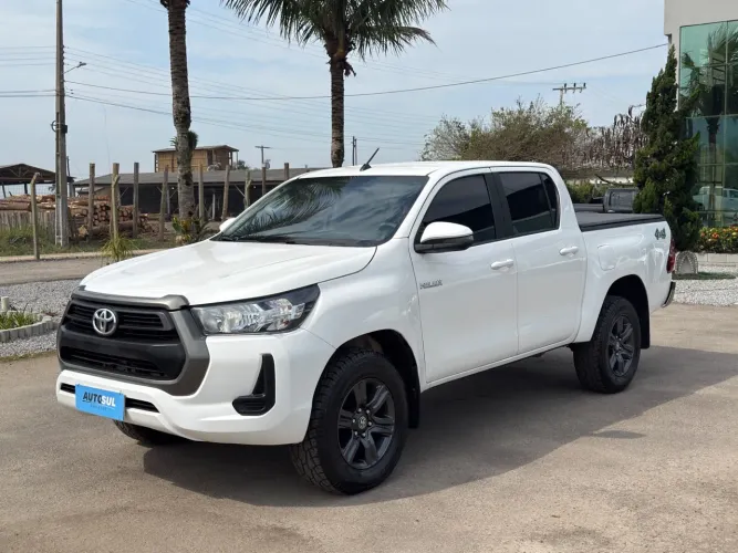 Toyota Hilux CD 4X4 2.8 Diesel Mec. 2022