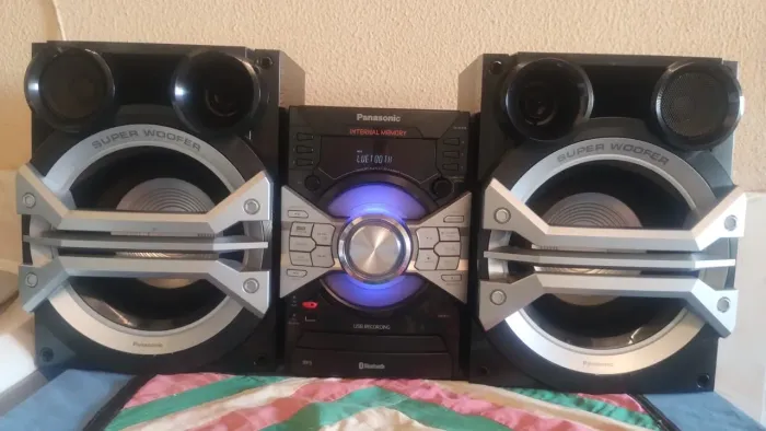 Som Panasonic SA-AKX58 com bluetooth