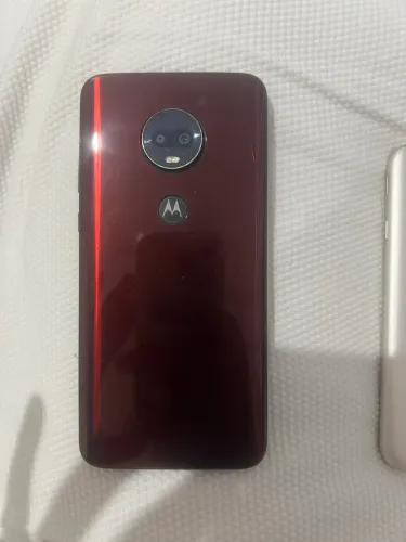 3 Celulares para retirada de peça 