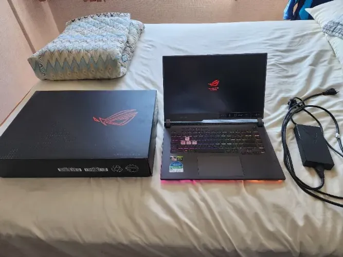 om Defeito - Notebook Gamer Asus Rog Strix G15 Windows 16GB 512GB Ryzen 7 6800H RTX 3060
