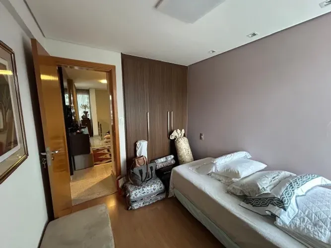 Cama box + cama imbutida em baixo