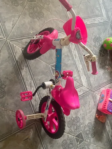 Bicicleta aro 12 menina