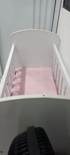 Vendo um berço seminovo
