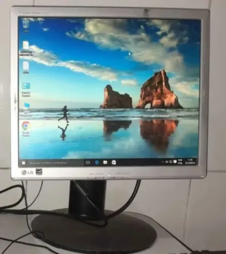 Monitor 17 polegadas