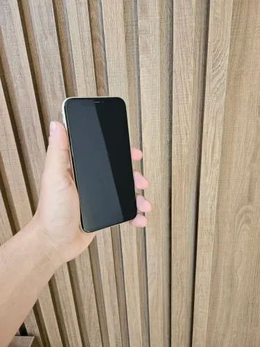 "? IPHONE 11 À VENDA ?