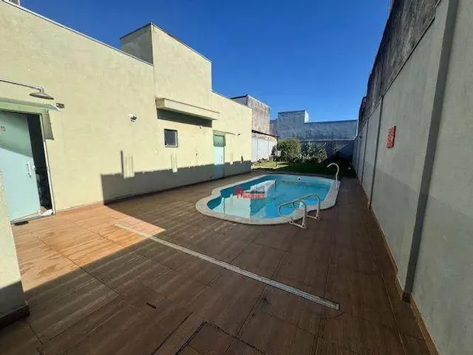 Casa com 2 dormitórios para alugar, 180 m² por R$ 2.500/mês - Planalto do Sol II - Santa B