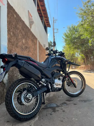 Bros NXR 2025
