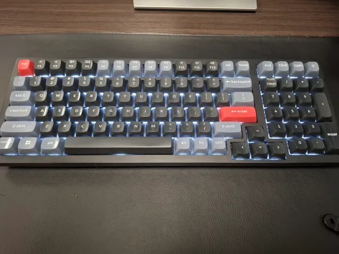 Teclado Mecânico Keychron K4 Pro Wireless - Mecânico QMK/VIA - Completo na Caixa