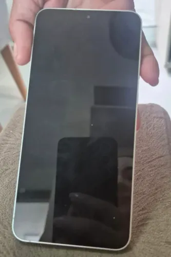 S25 semi novo 256gb