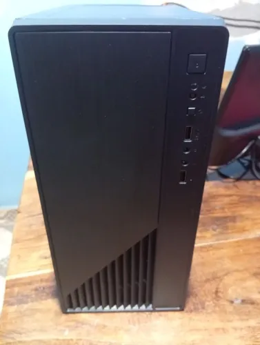 Core i5 8gb ram M2 120gb