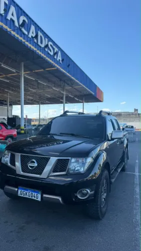 Nissan Frontier SV AT. CD 4X4 2.5 TB Dies. Aut. 2015