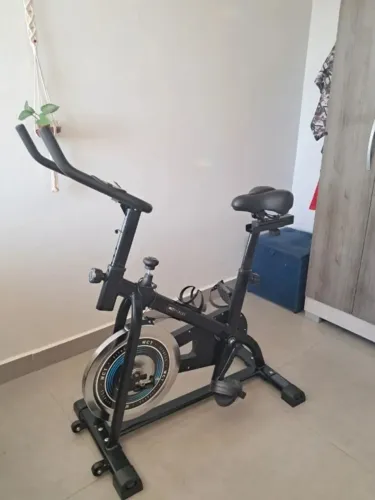 Bicicleta Spinning com Roda de Inércia 6kg - Wct Fitness