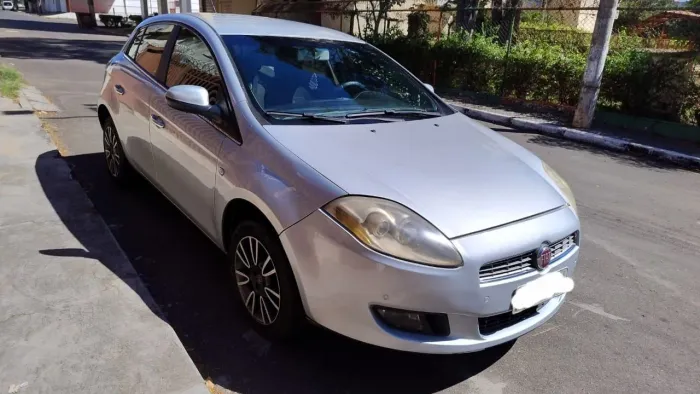 Fiat Bravo Essence 1.8 Flex 16V 5P 2011
