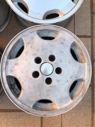 Roda Audi aro 15 5x112 