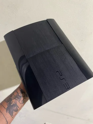 PlayStation 3 super slim 
