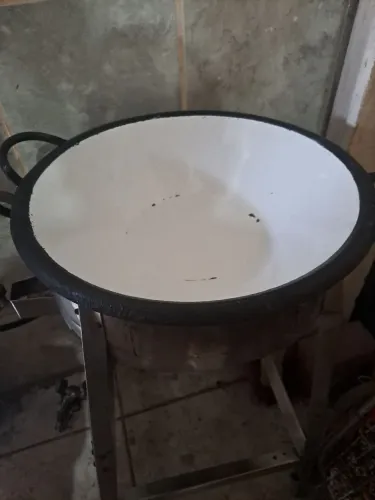 Vendo uma estufa de cachorro quente e uma fritadeira de salgado e batata-frita  