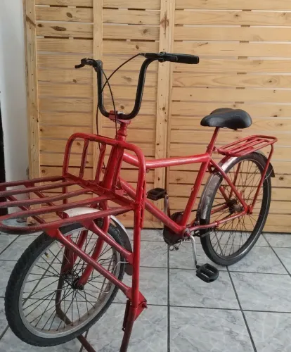 Bicicleta Cargueira Vermelha