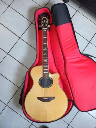 Vendo ou troco violao yamanha apx 1000