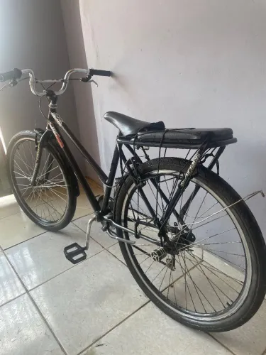 Bicicleta Aro 26 à Venda - R$ 450