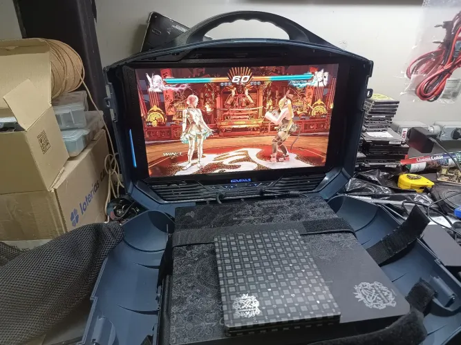 Maleta gamer GAEMS Vanguard ediçao Halo