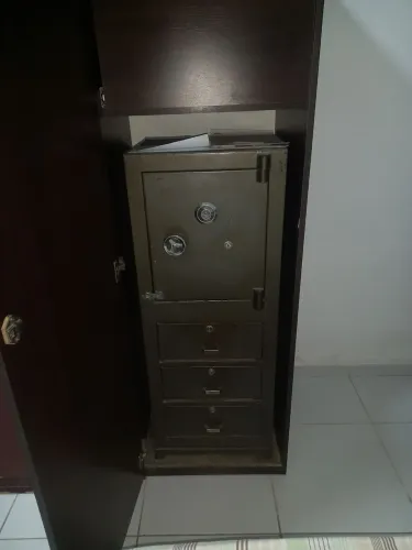 Cofre com Móvel