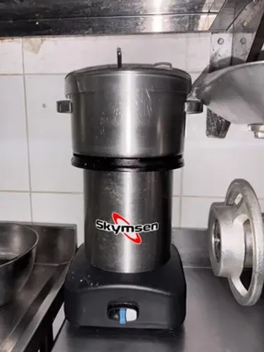 Processador De Alimentos Cutter Inox CR-8L Skymsen