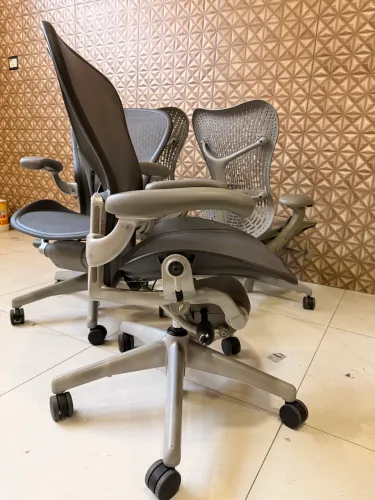 Cadeira herman miller aeron B semi completa lisandro