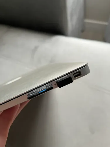 Macbook Air 13? (2017)
