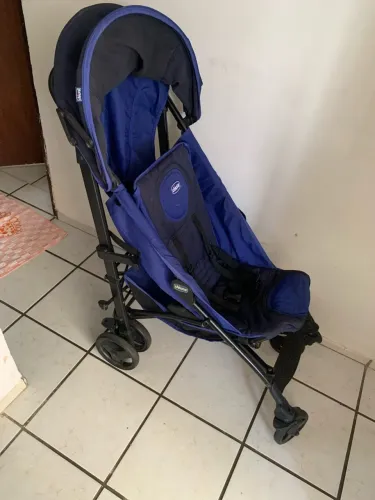 Carrinho guarda chuva chicco
