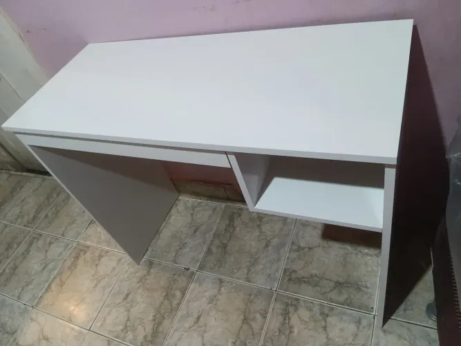 Mesa para PC.  90×70×40