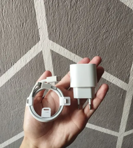 Carregador turbo para iPhone