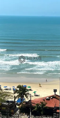 Apartamento com vista mar na quadra mar da Praia das Pitangueiras, Guaruja