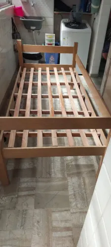 Cama solteiro madeira